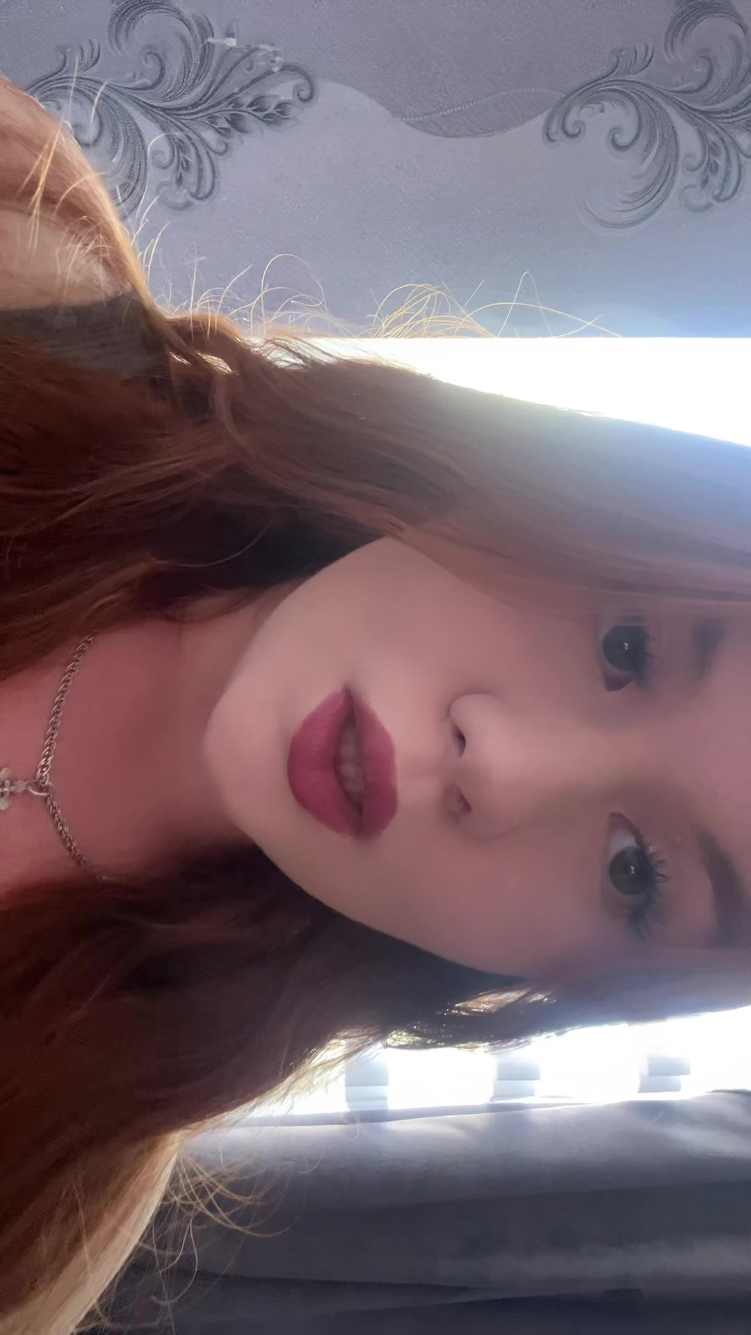 @𝓟𝓸𝓵𝓲𝓷𝓪🦊💋