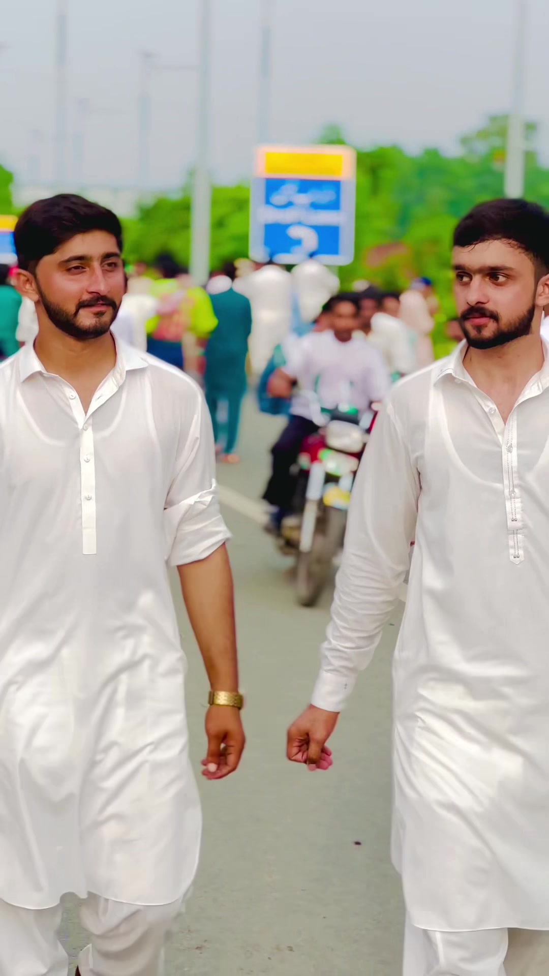 @︻²³⁶╦デ╤━امنی موہل╼☠༻꧂