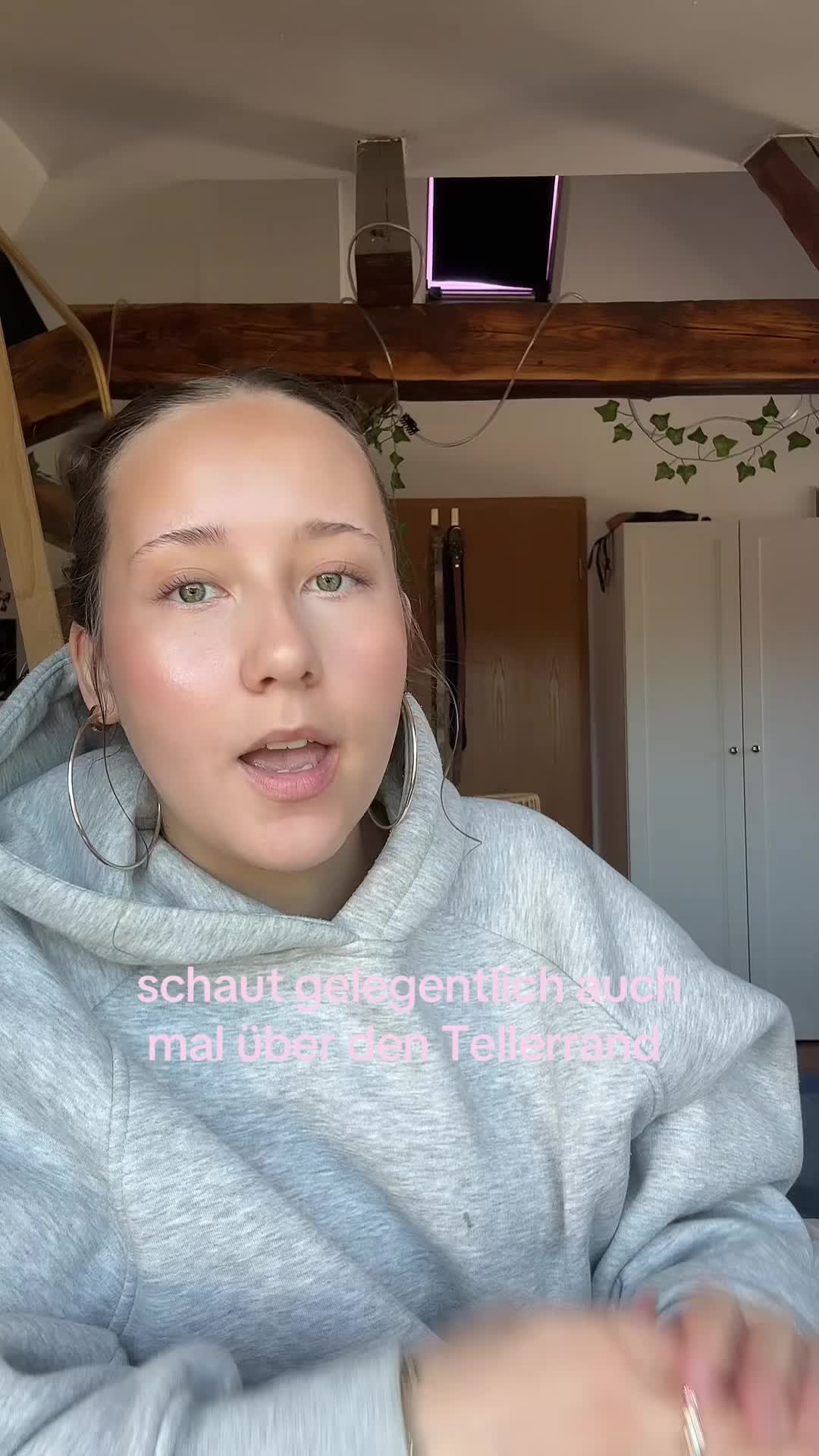 @sophkae