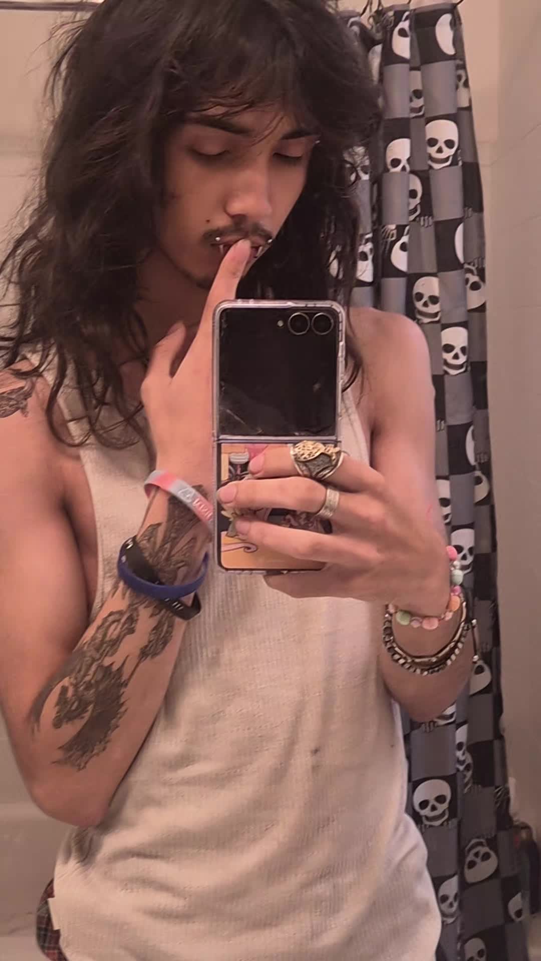 @meow