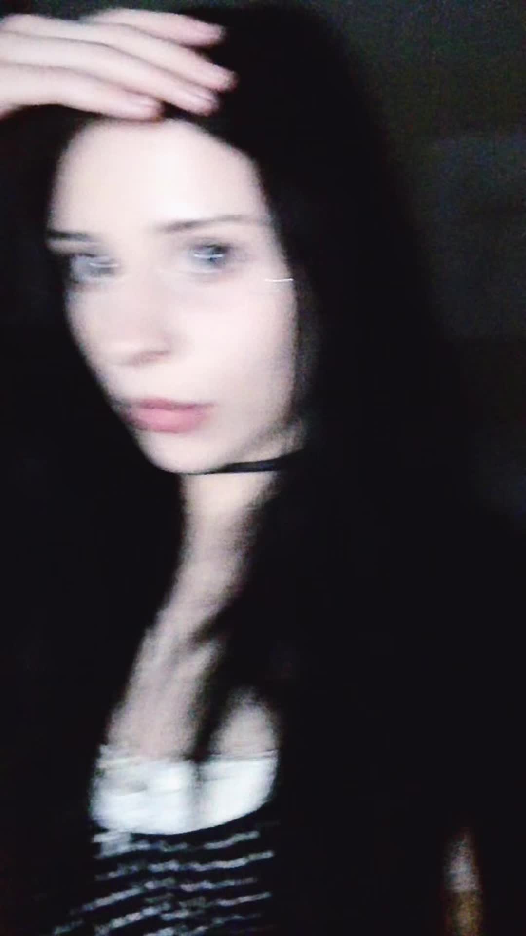 @✱