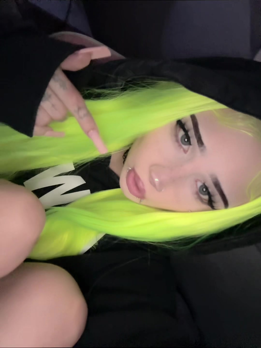 @👺🏴&zwj;☠️