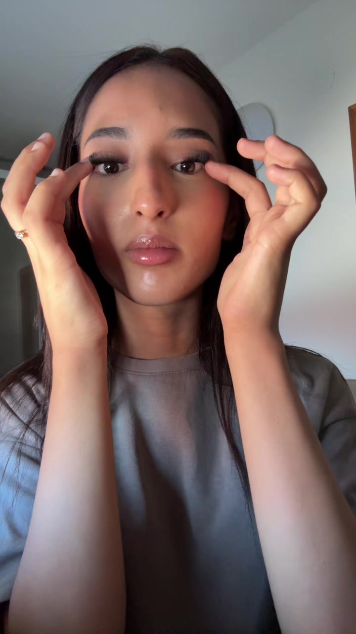 @🪷