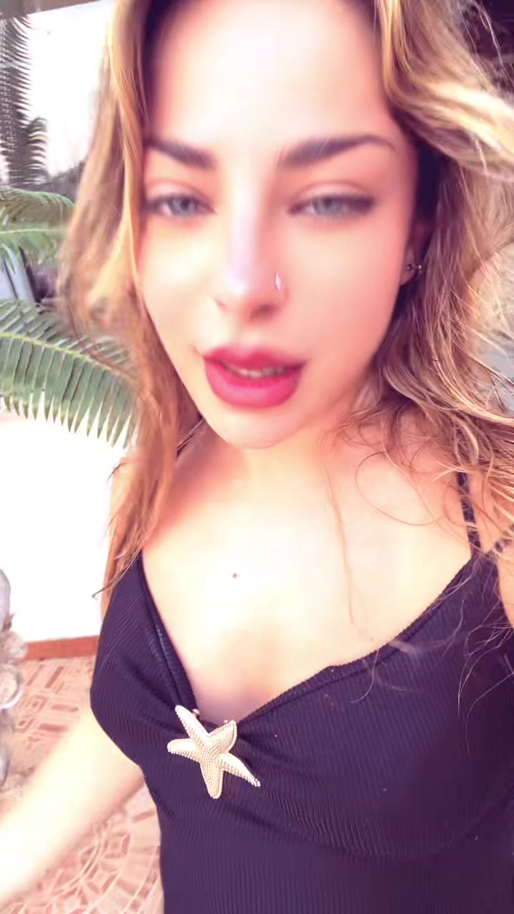 @Laura Menale