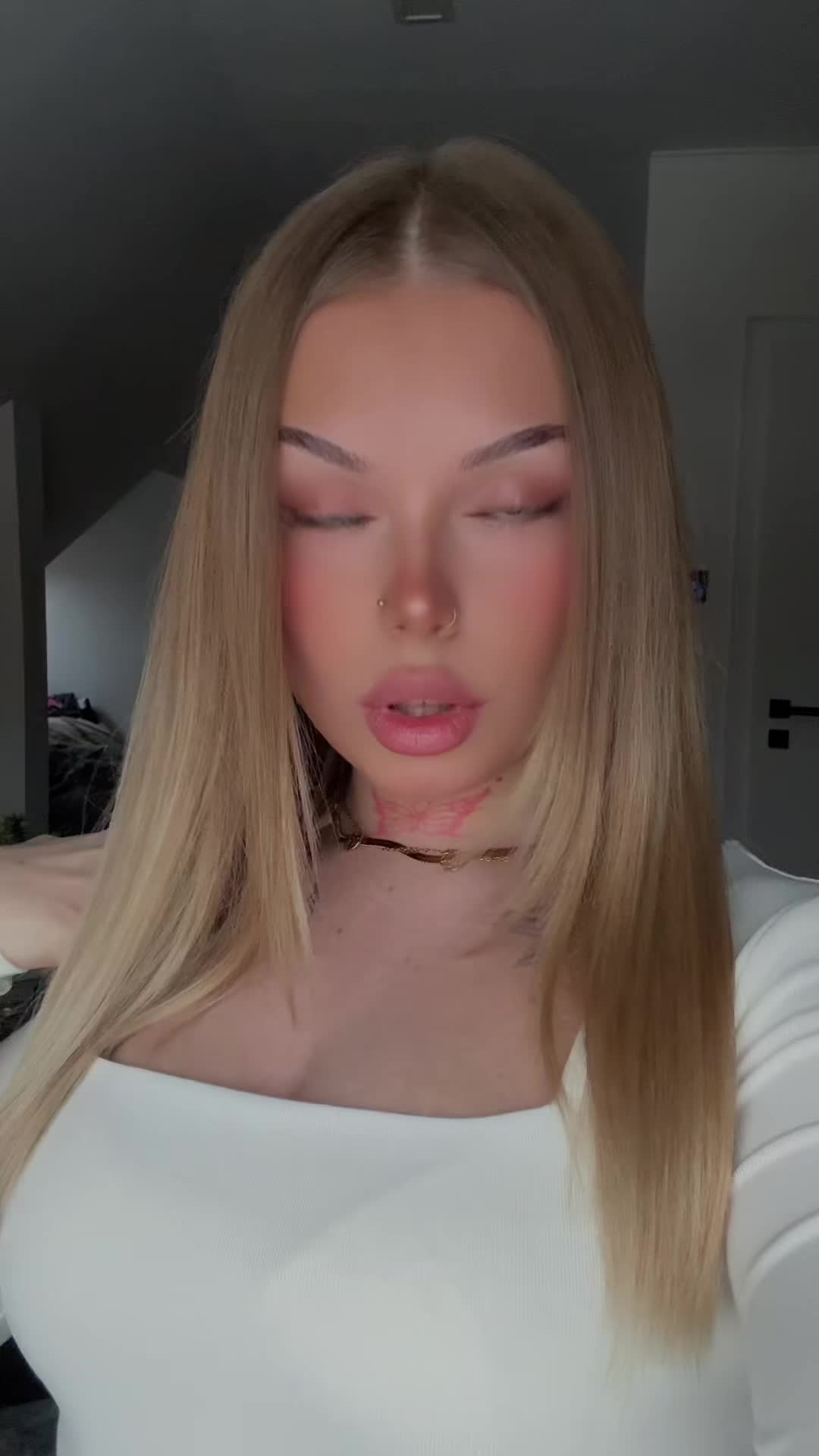 @Vivi