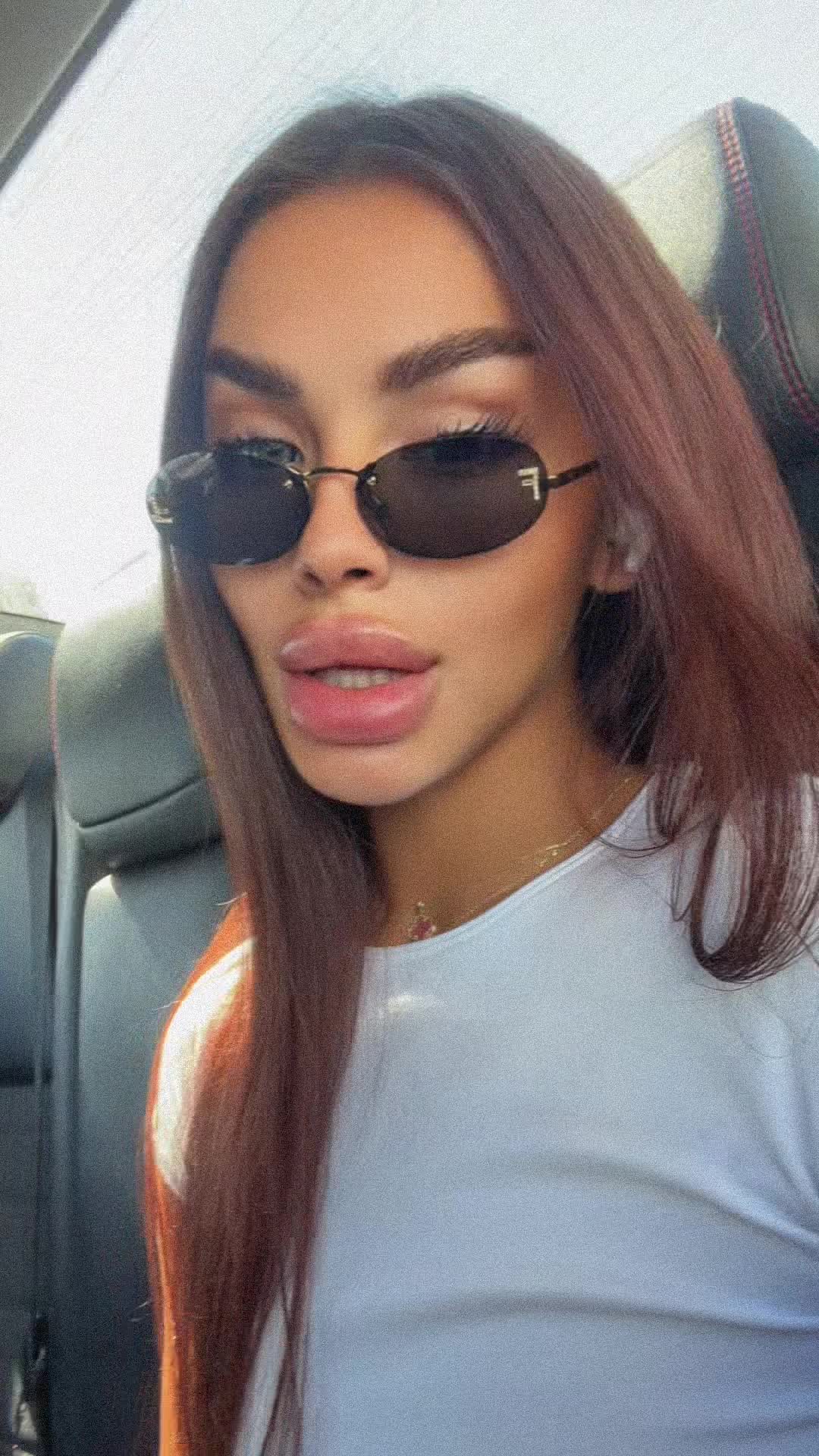 @Adelina Marhuda