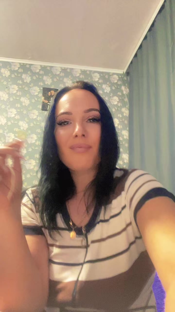 @Юля