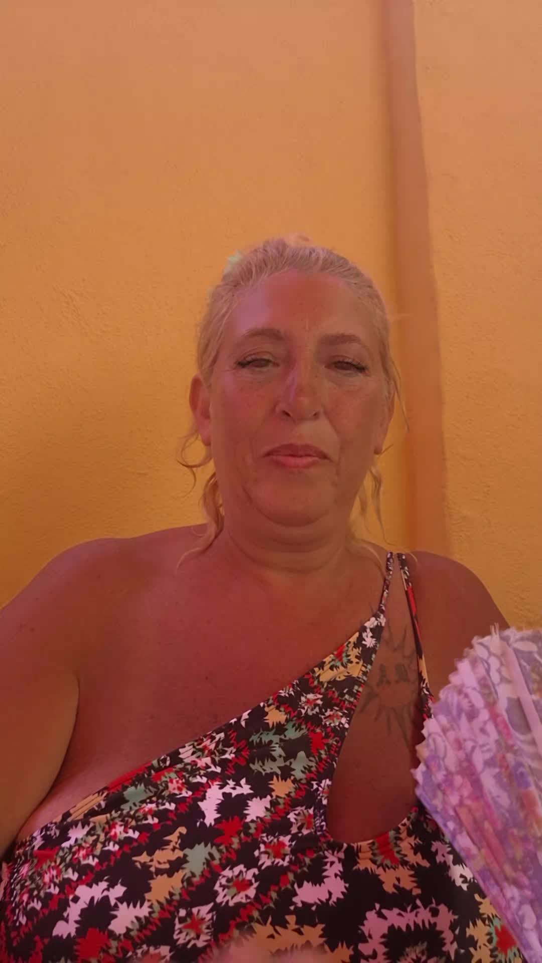 @Elisabetta