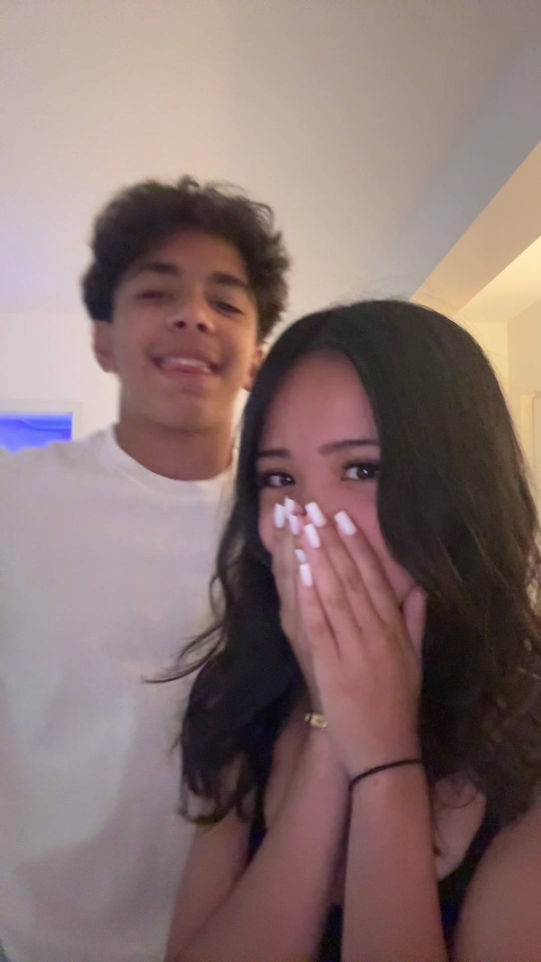 @𝐄𝐥𝐢𝐞