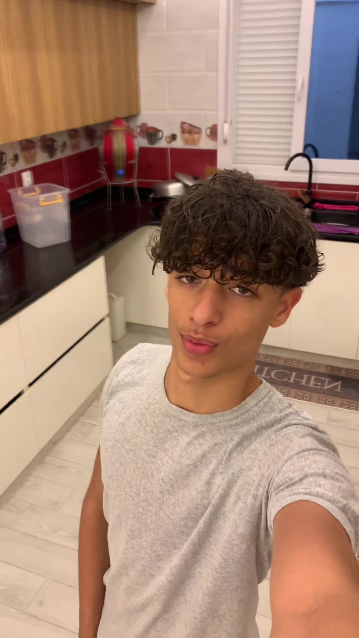 @🤠