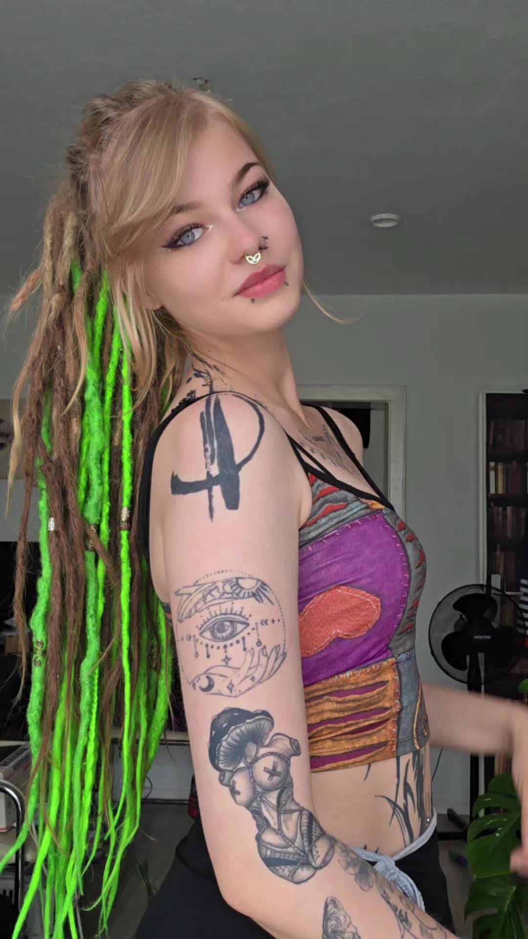 @toni_flowDark