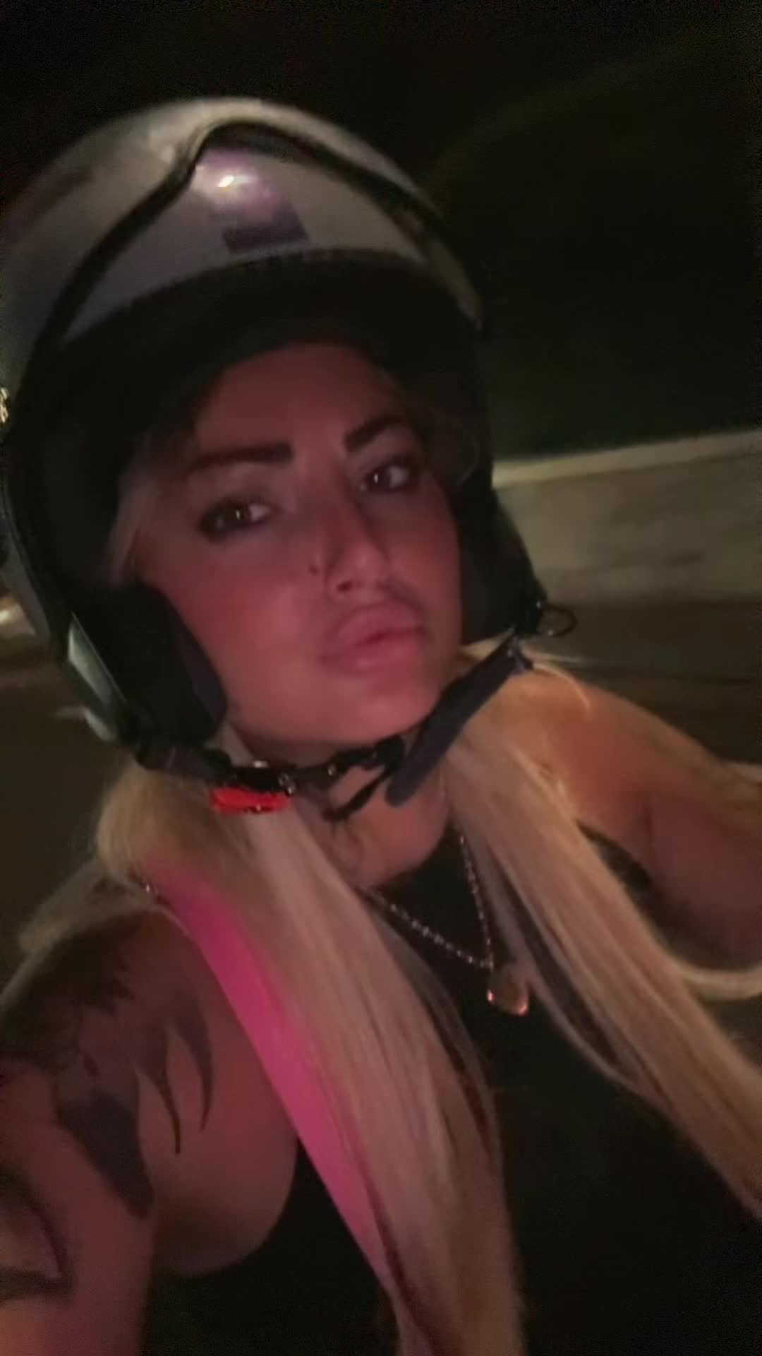 @𝐄𝐥𝐢𝐬𝐚 𝐑𝐮𝐩𝐢𝐥