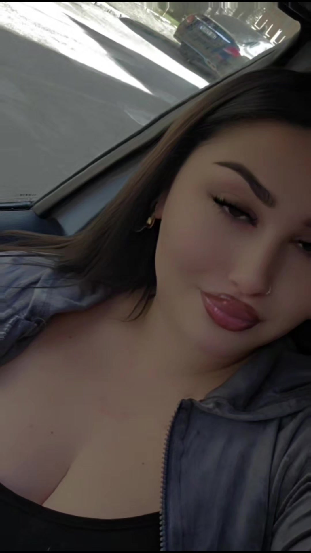 @🐼