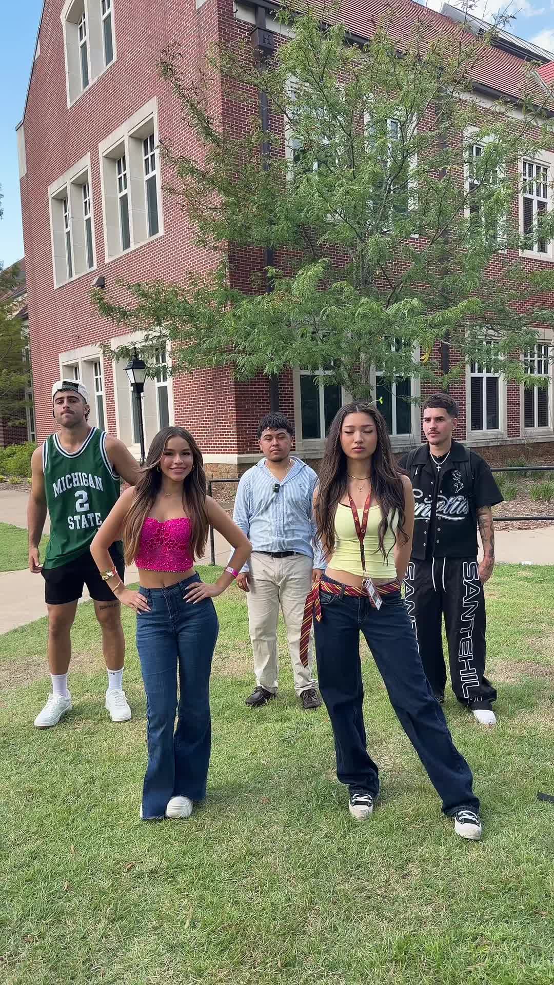 @Chloe Marquez