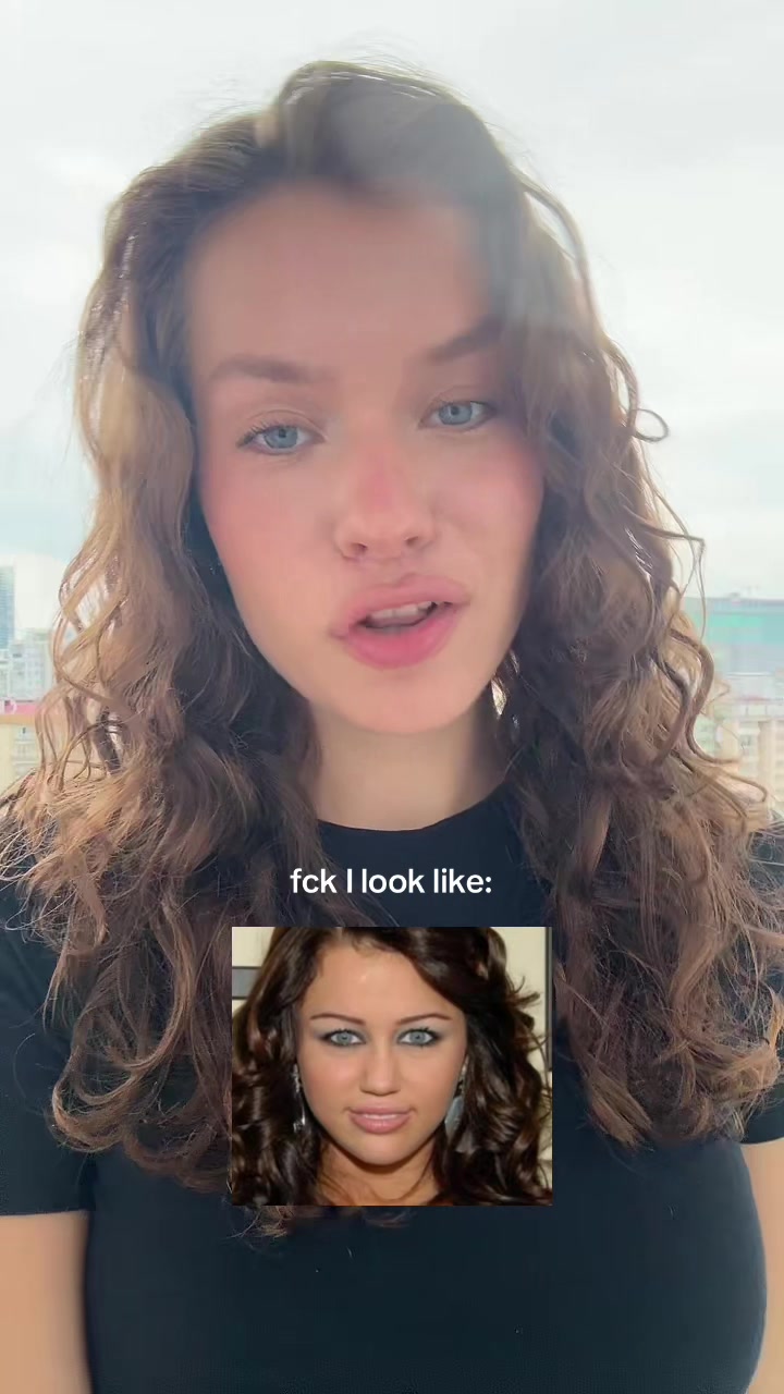 @алина марковка