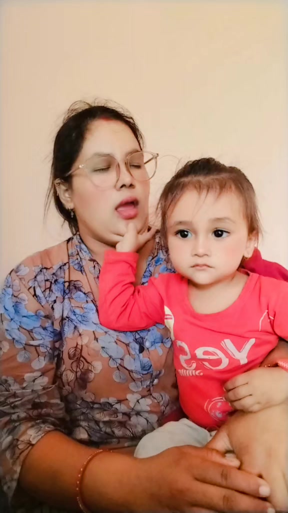 @दाजुभाइ बिनाको चेली🧿