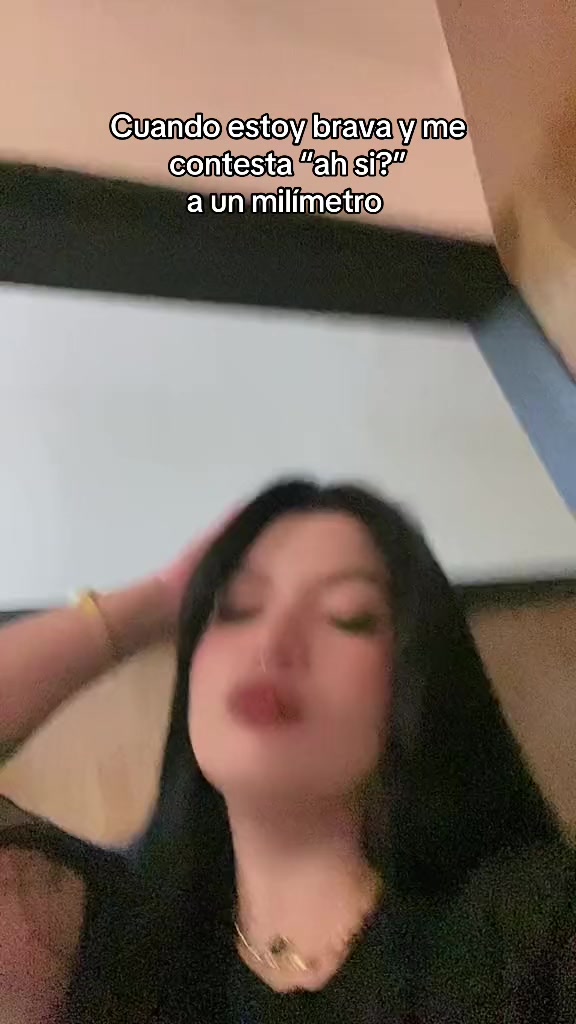 @𝐕𝐢𝐯𝐢💋