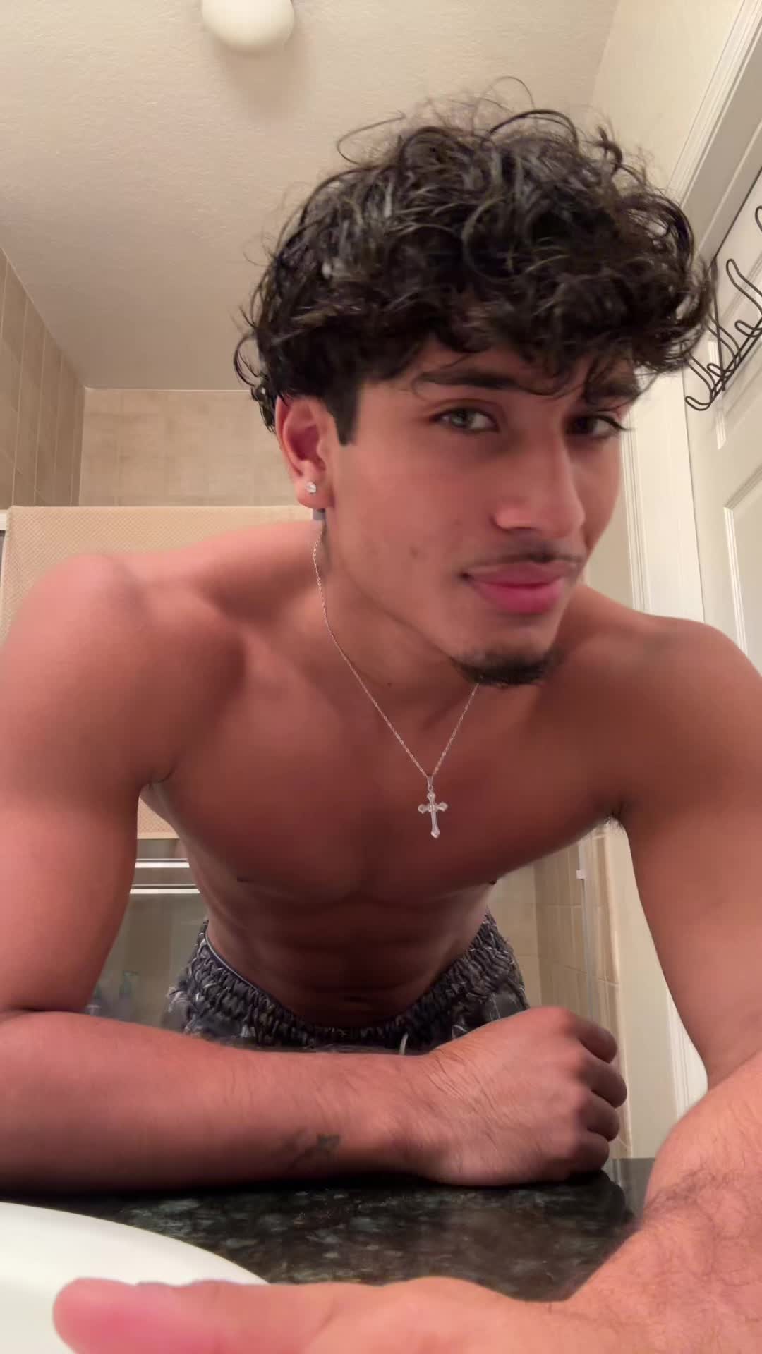 @Its_Zeangonza