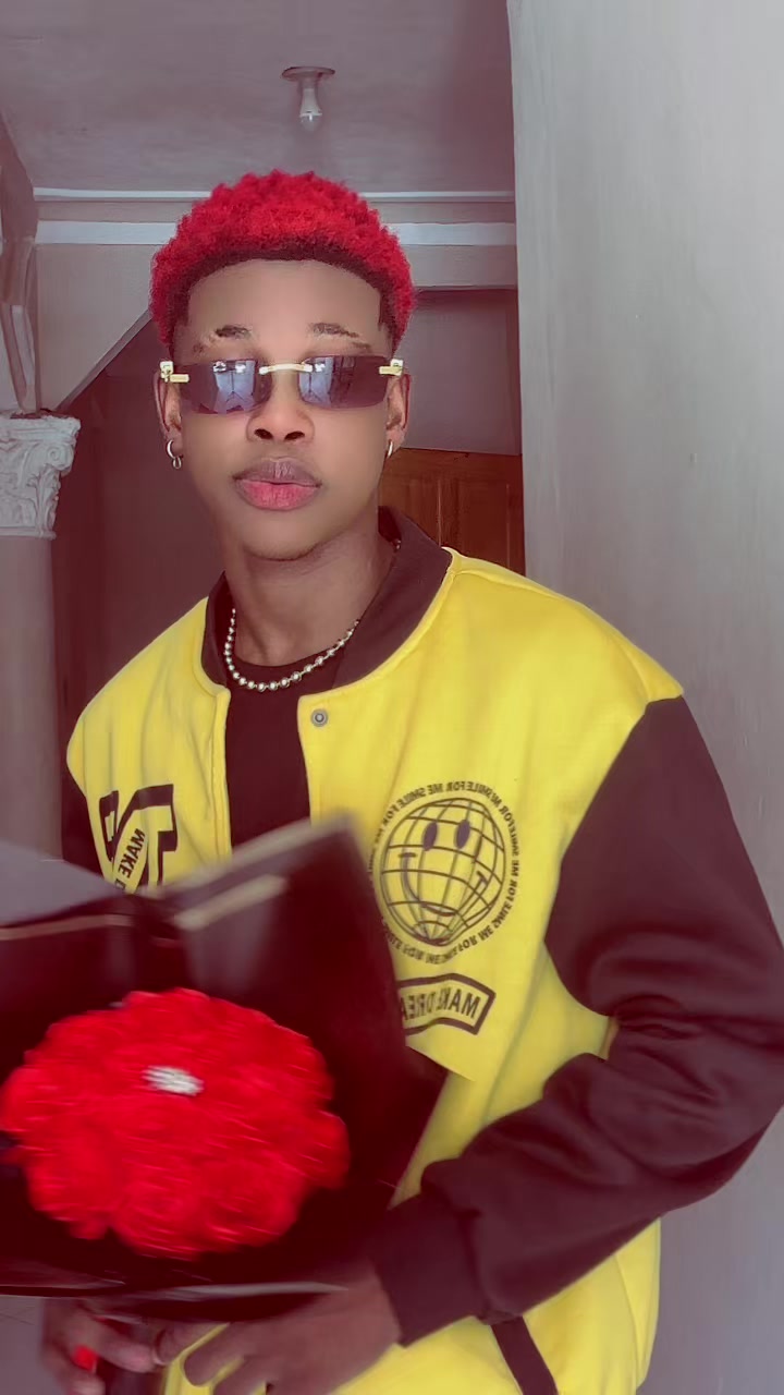 @𝔹𝕖𝕒𝕦_𝕘𝕠𝕤𝕤𝕖_𝕞𝕒𝕤𝕜𝕖