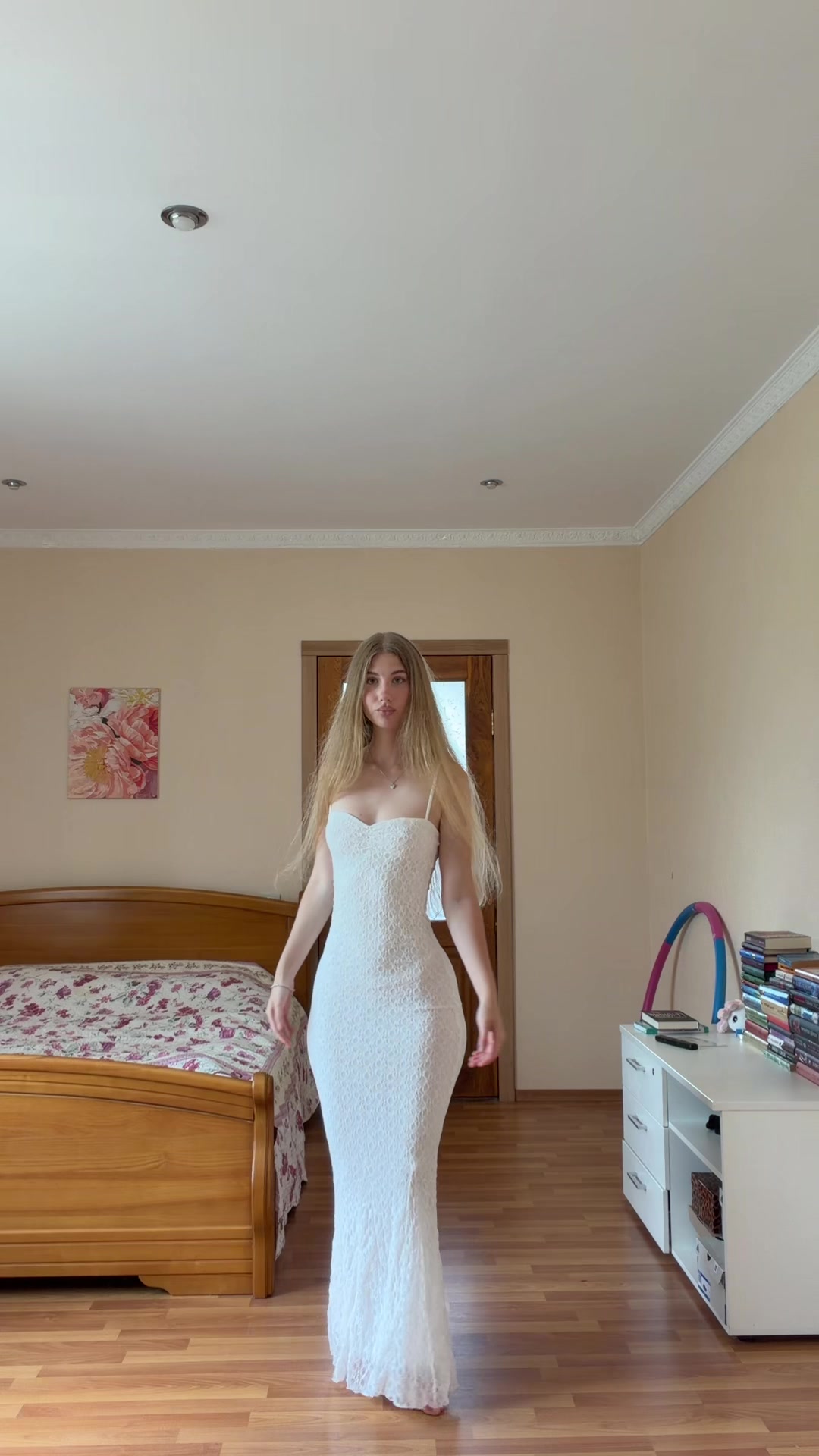 @Blondinka