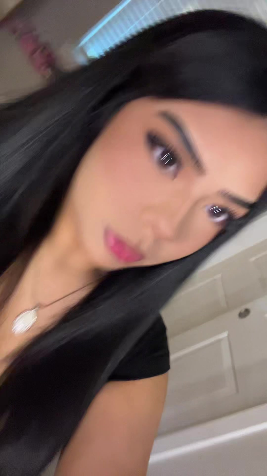 @⃟