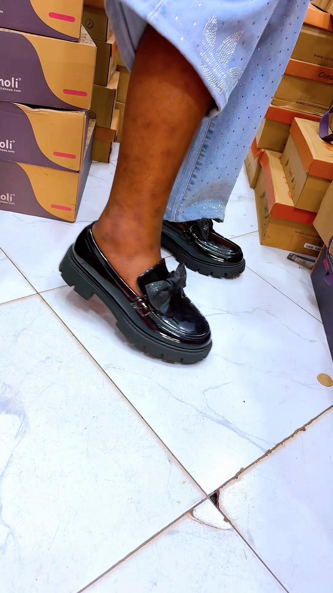 @JS ADDICTION SHOE STORE