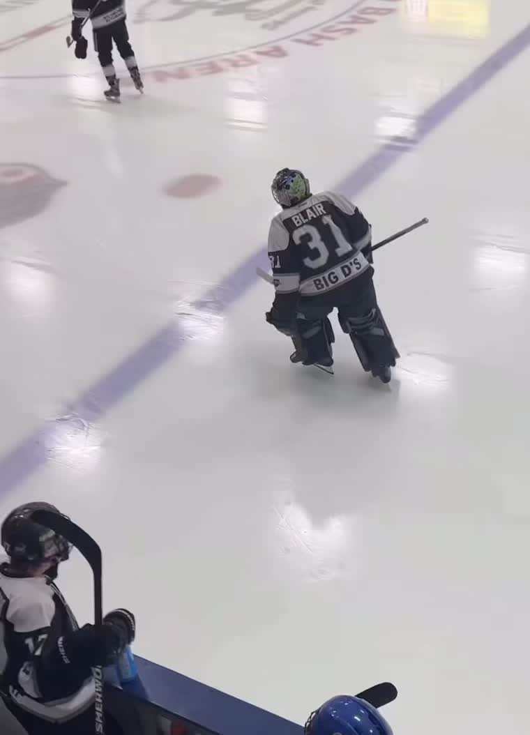 @vgkgoaliegirl🏒