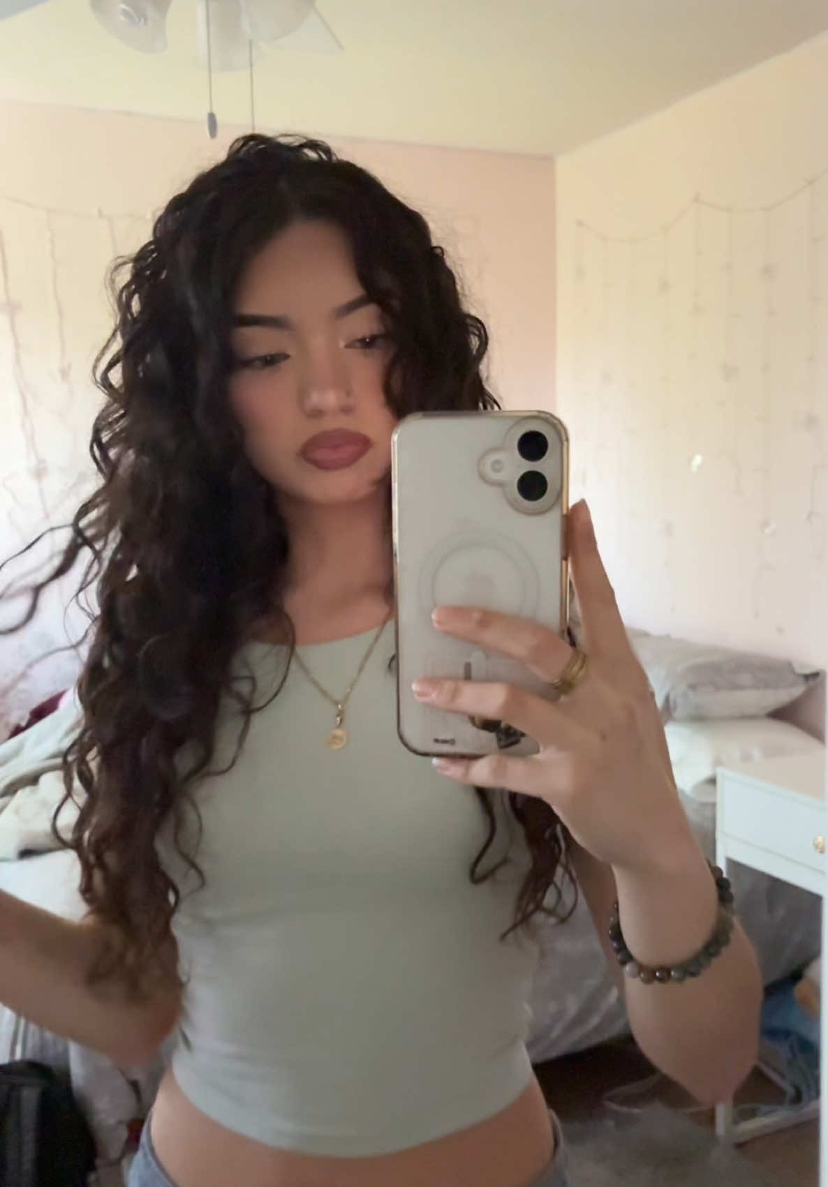 @nayeli
