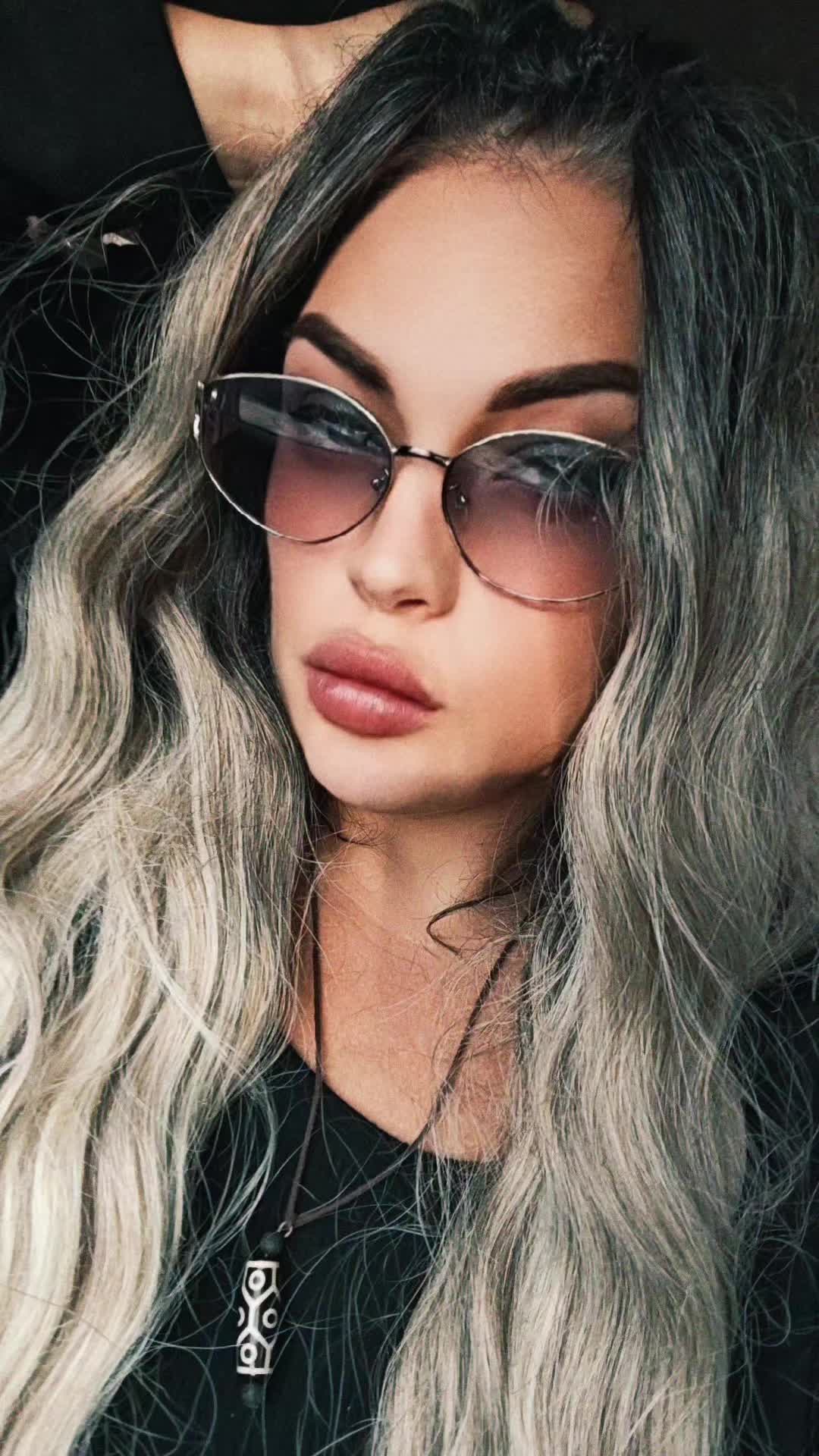 @ZlaYaZaya