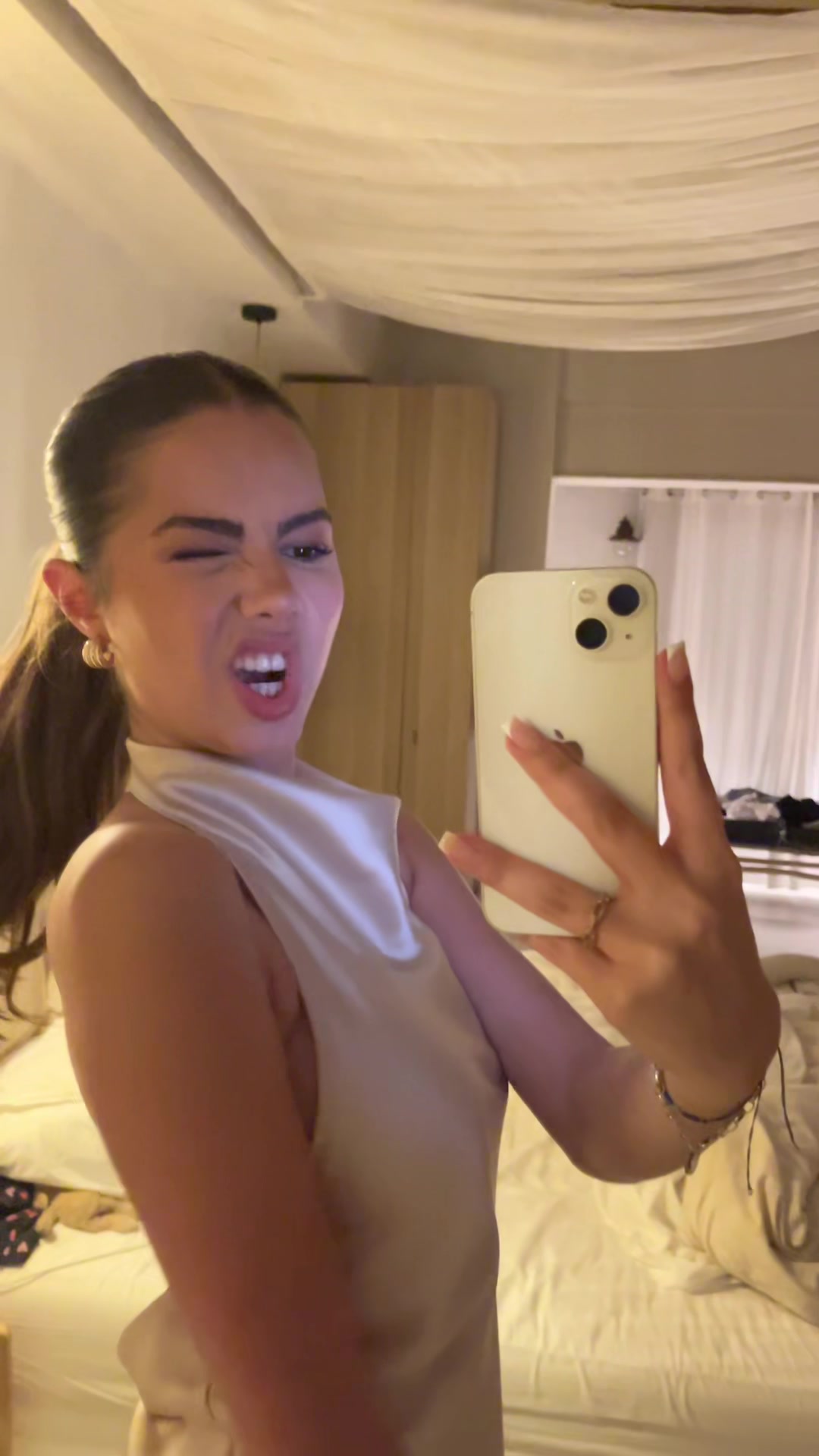 @anna