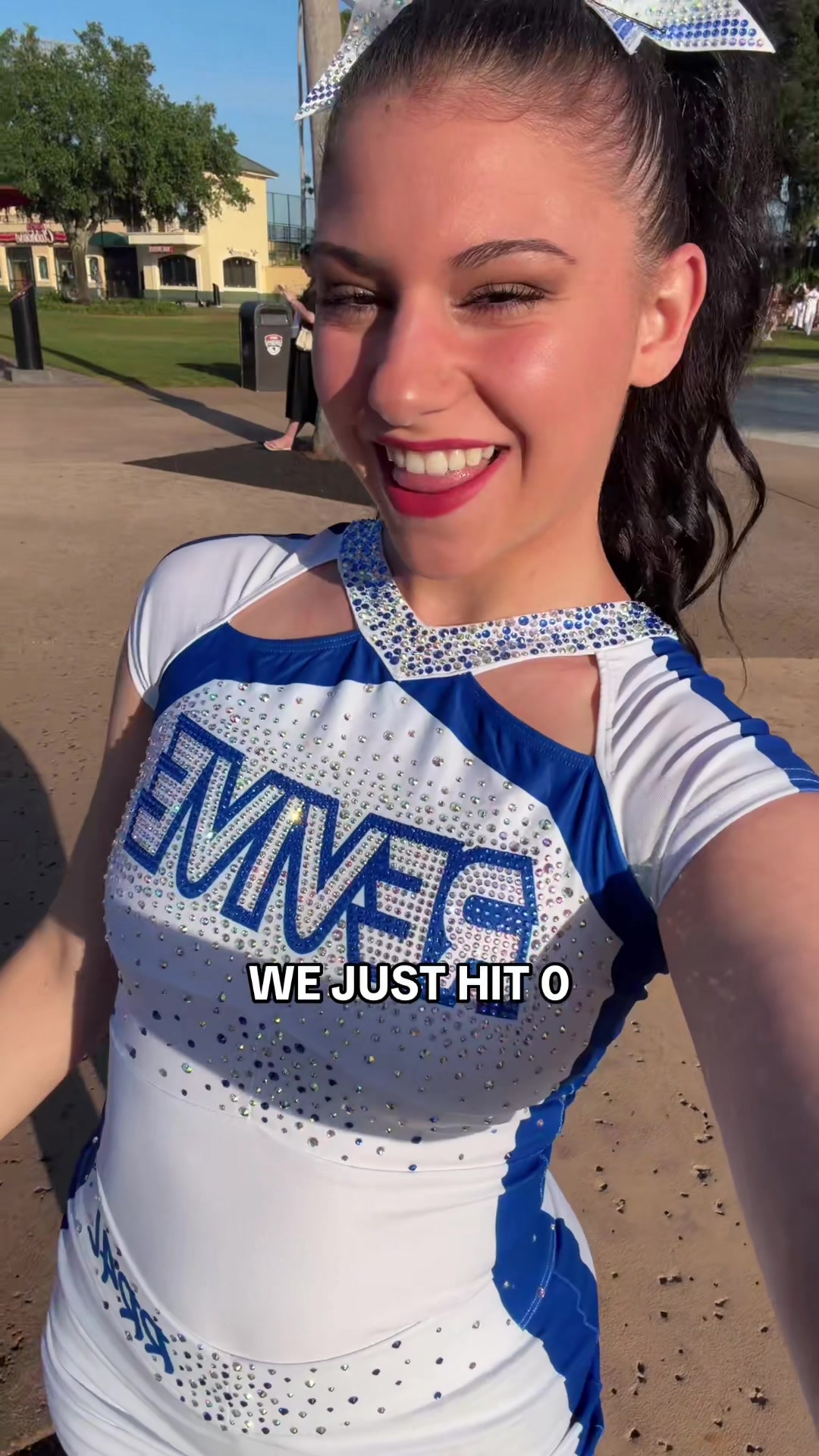 @carlie