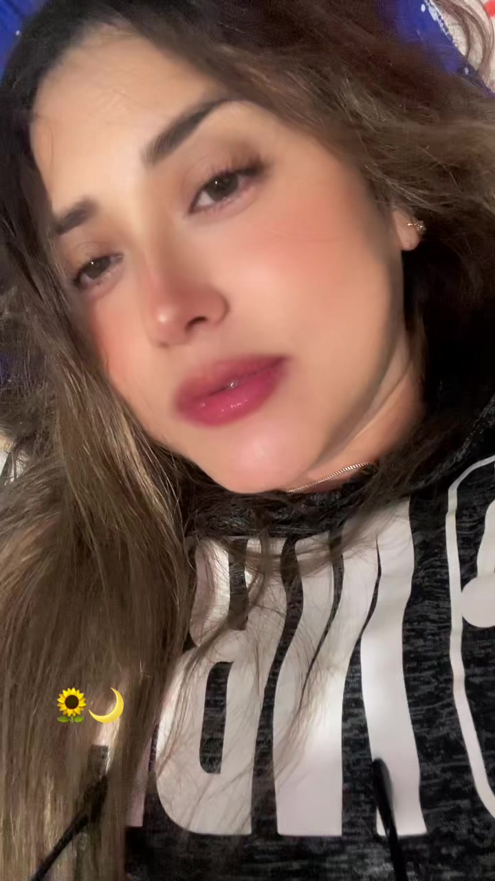 @𝕮𝖍𝖎𝖔 𝕰𝖓𝖈𝖆𝖑𝖆𝖉𝖆 🌻🌵