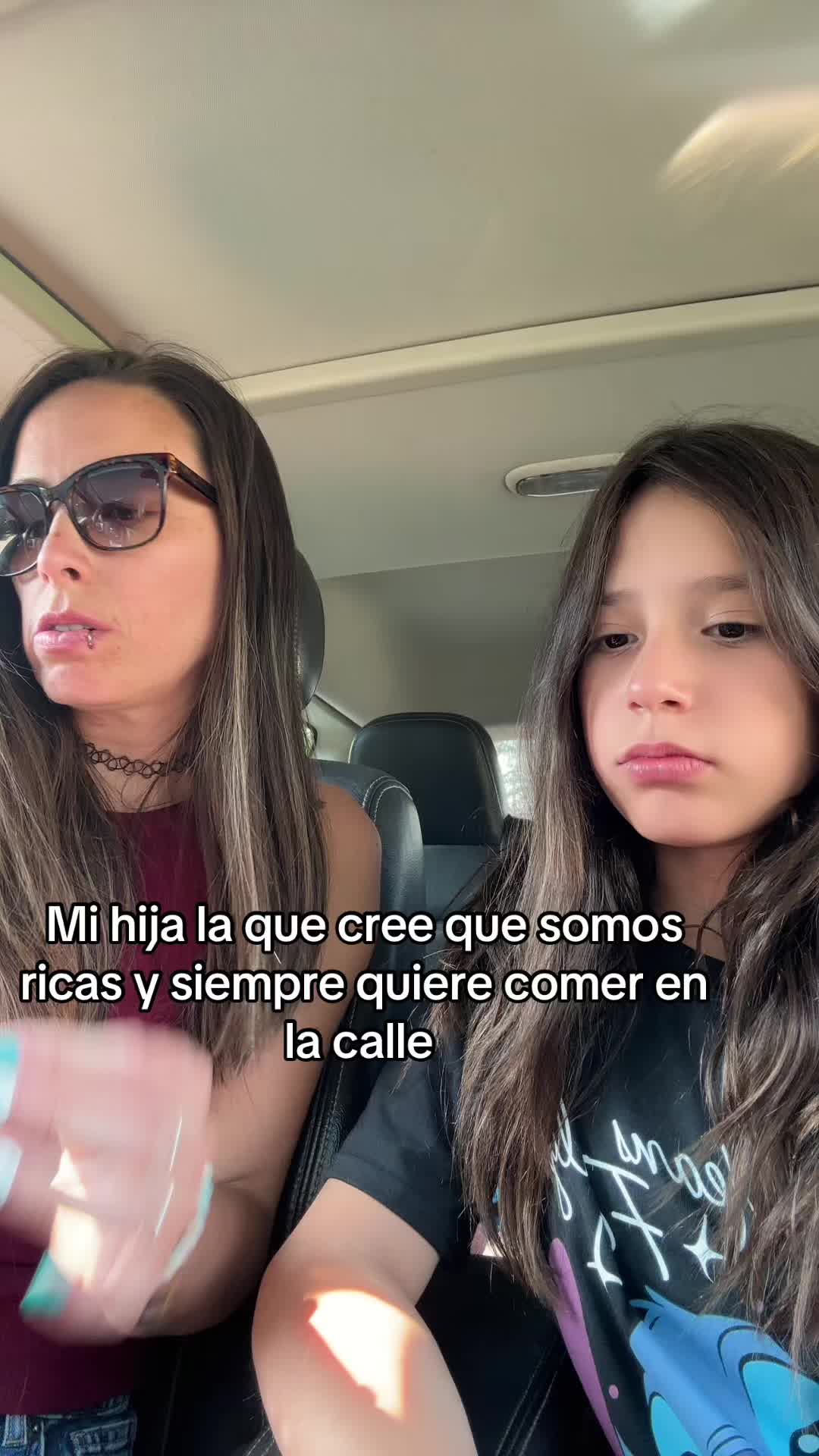 @Mama Latina Moderna