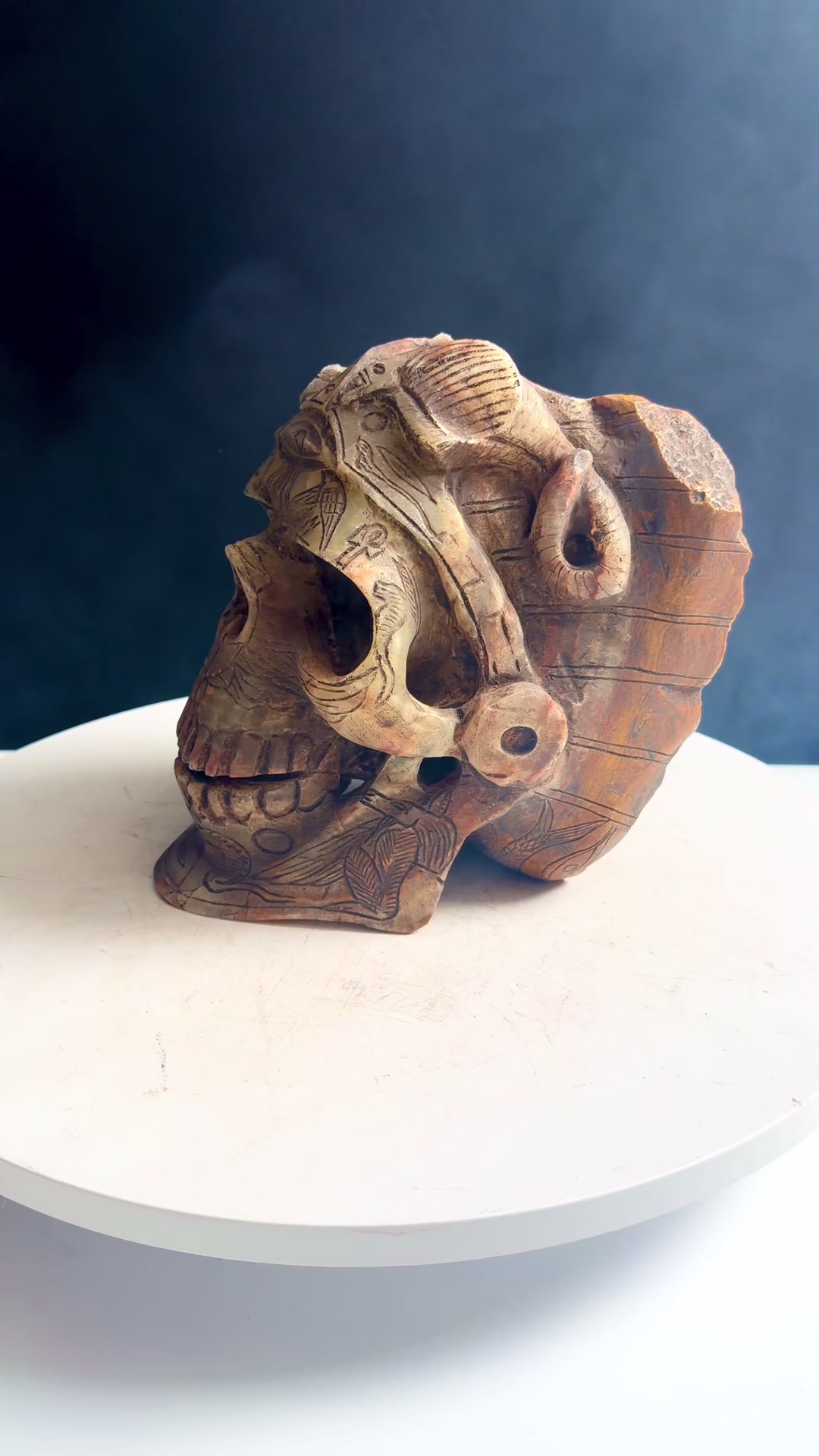 @Aliencarvings