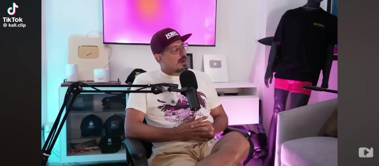 @Benítez