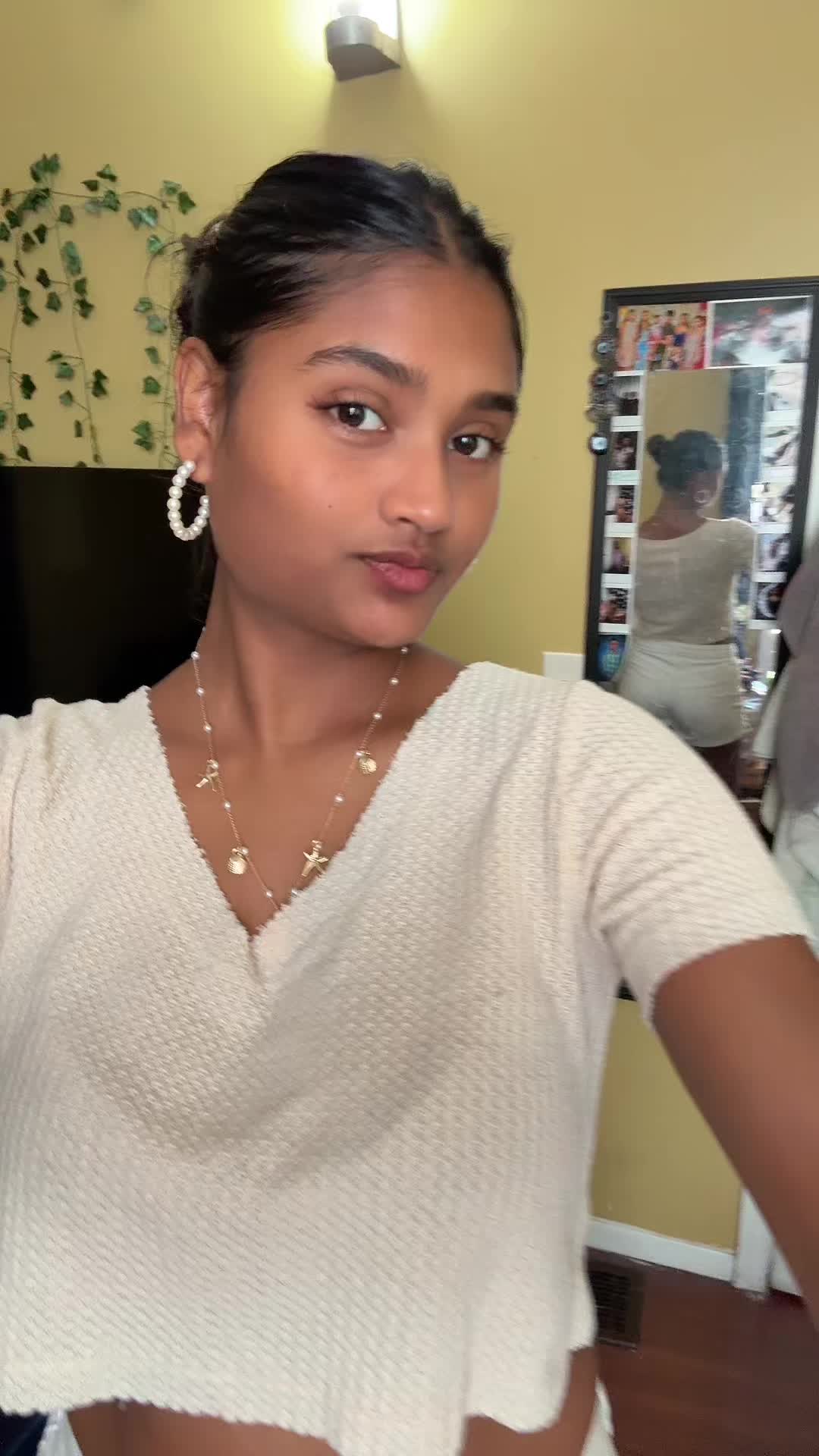 @️