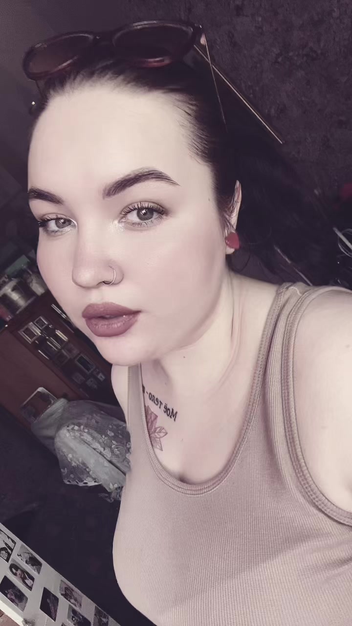 @adelka_gai