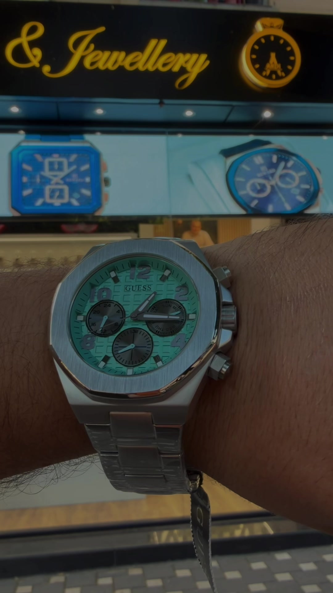 @Ardi_watches