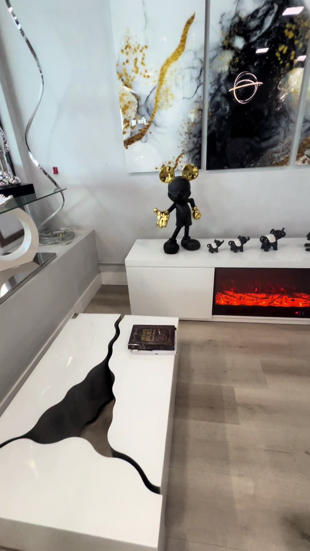 @Mgallery