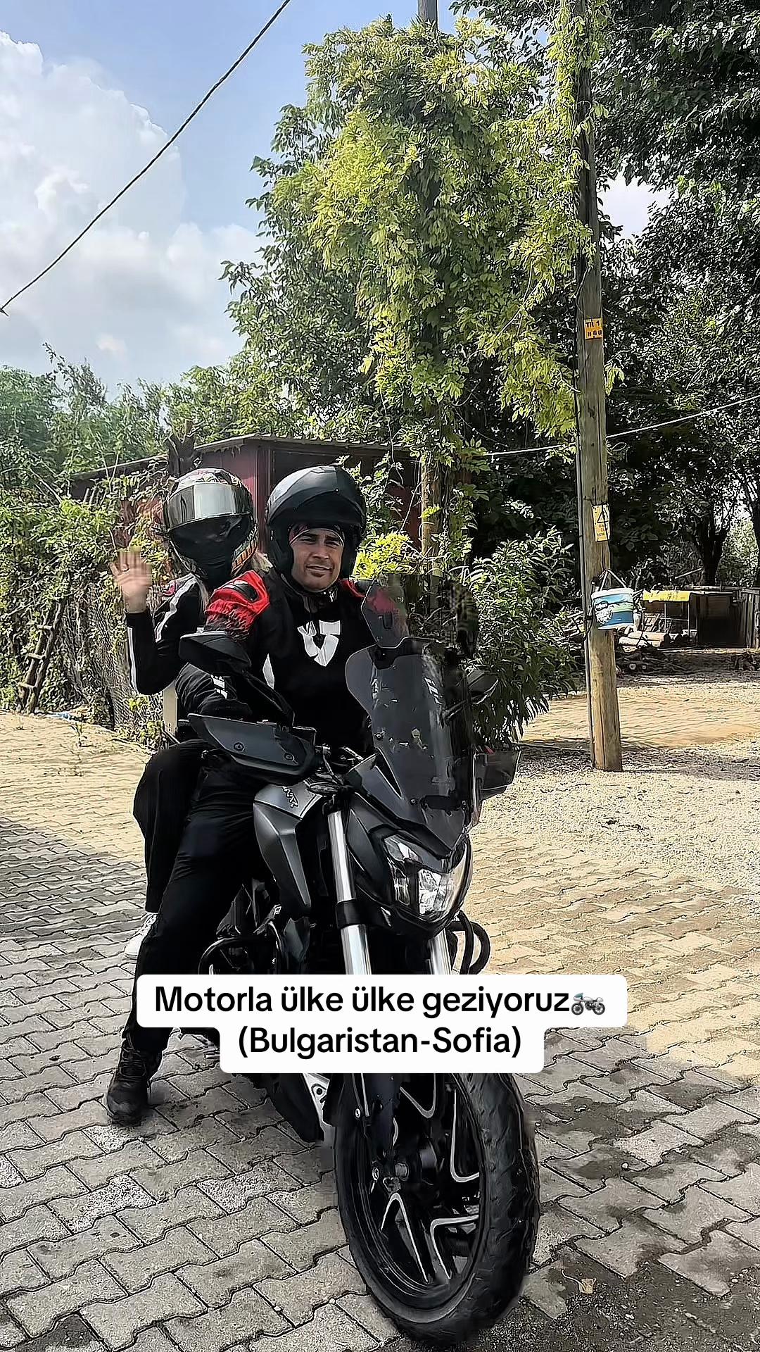 @Nur Caner