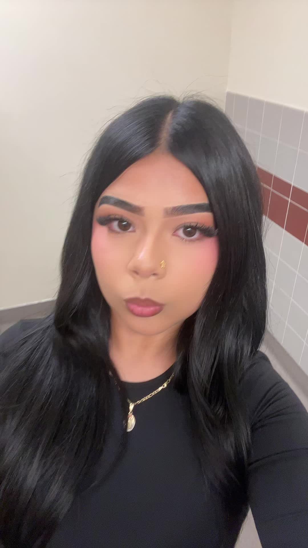 @⃟