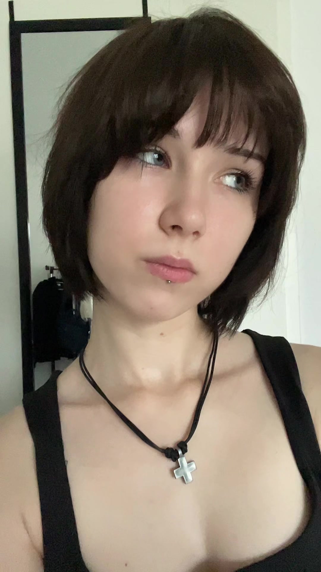 @𝔴𝔥𝔦𝔰