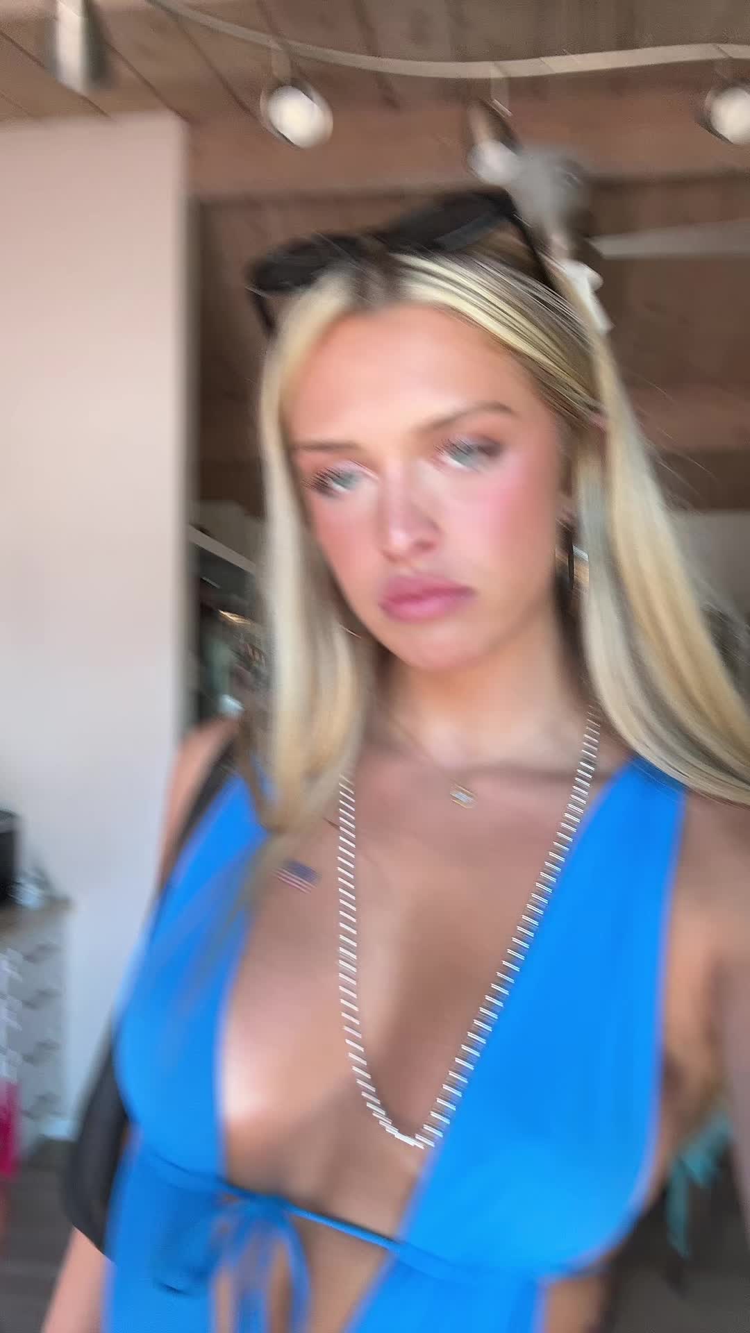 @AVA