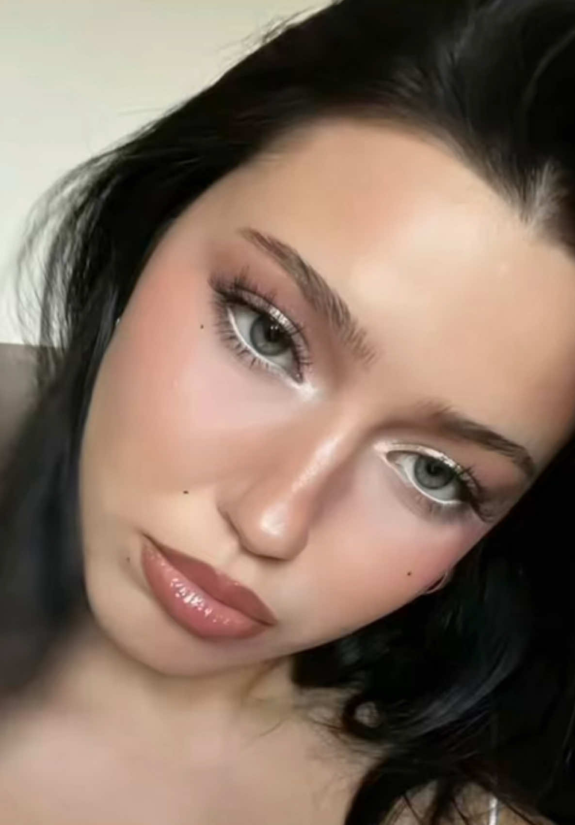 @❦