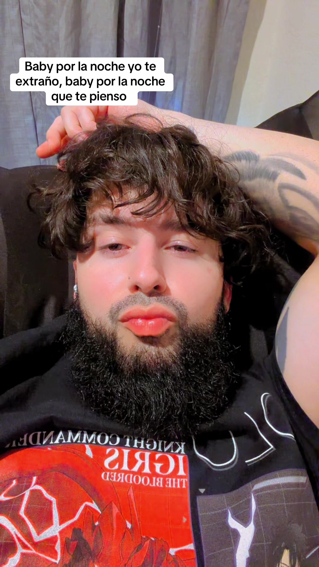 @👹