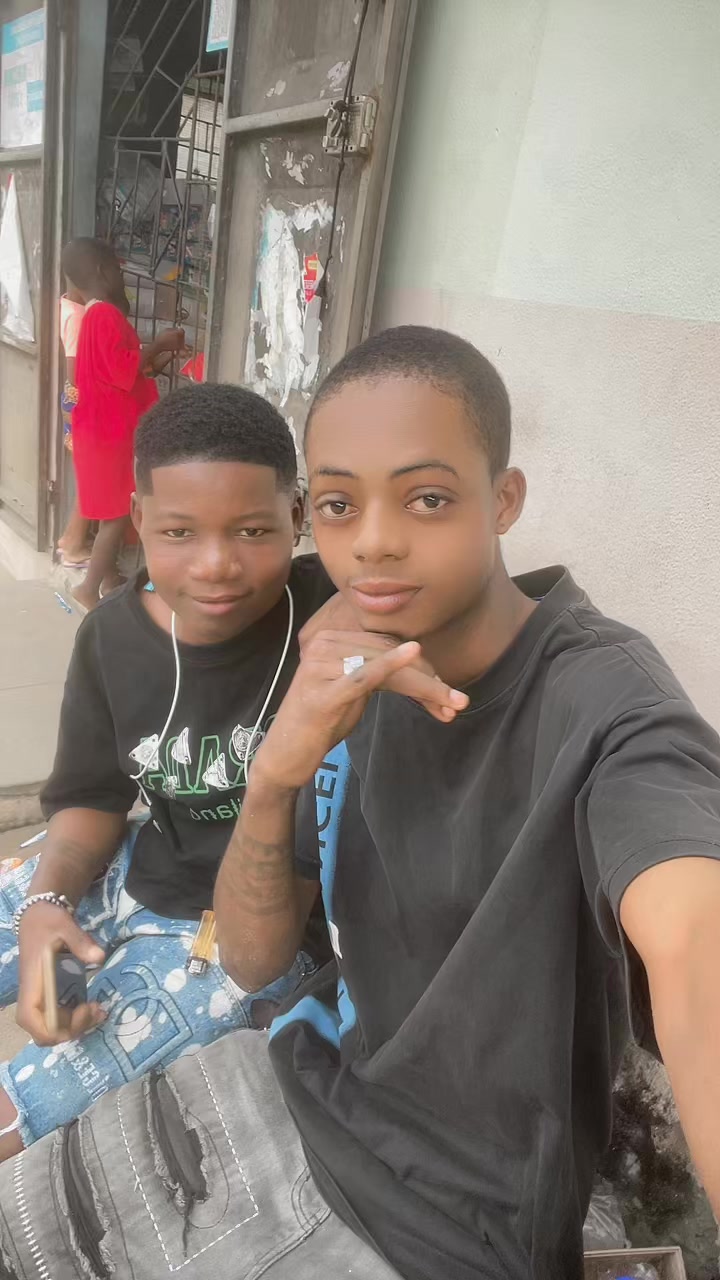 @ESCOBA EL