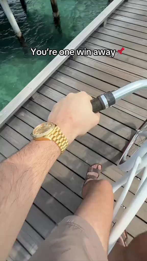 @philipsnicholas