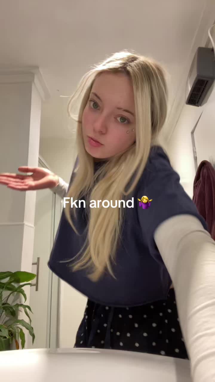 @🍸🎆L
