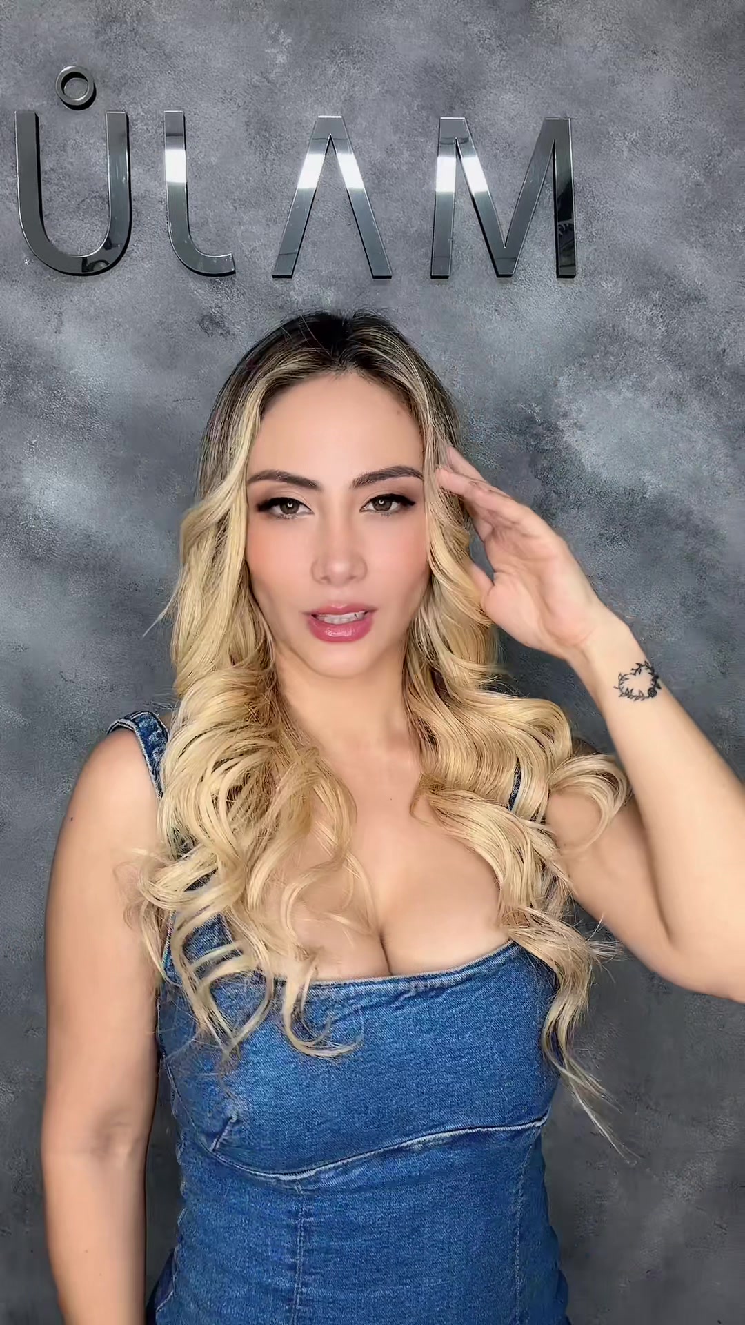@Veronica&ensp;Mansilla