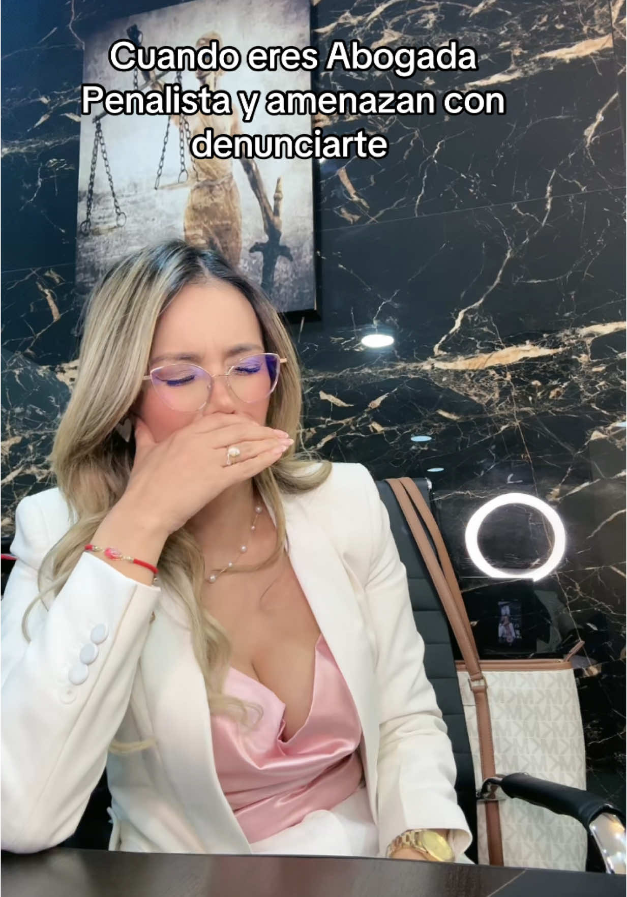 @Vanessa Armijos/Sra Ley ⚖️Abg